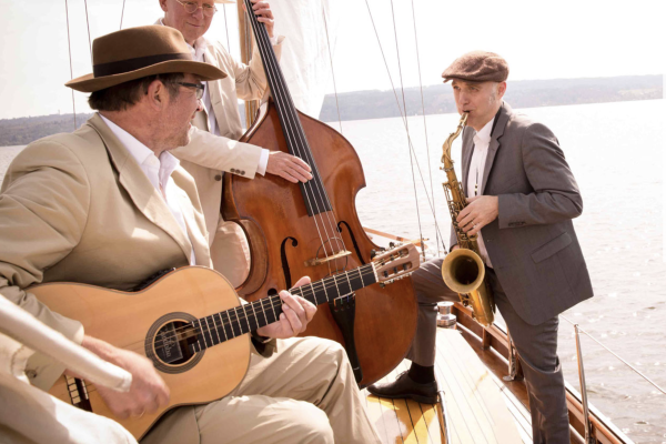 Swing auf dem Steg – mit Trio Nautico